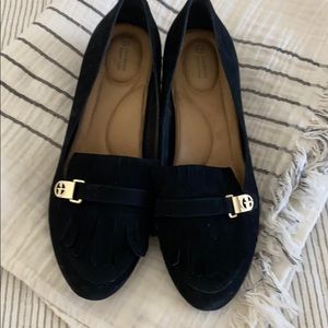 NWOT size 11 black suede loafers